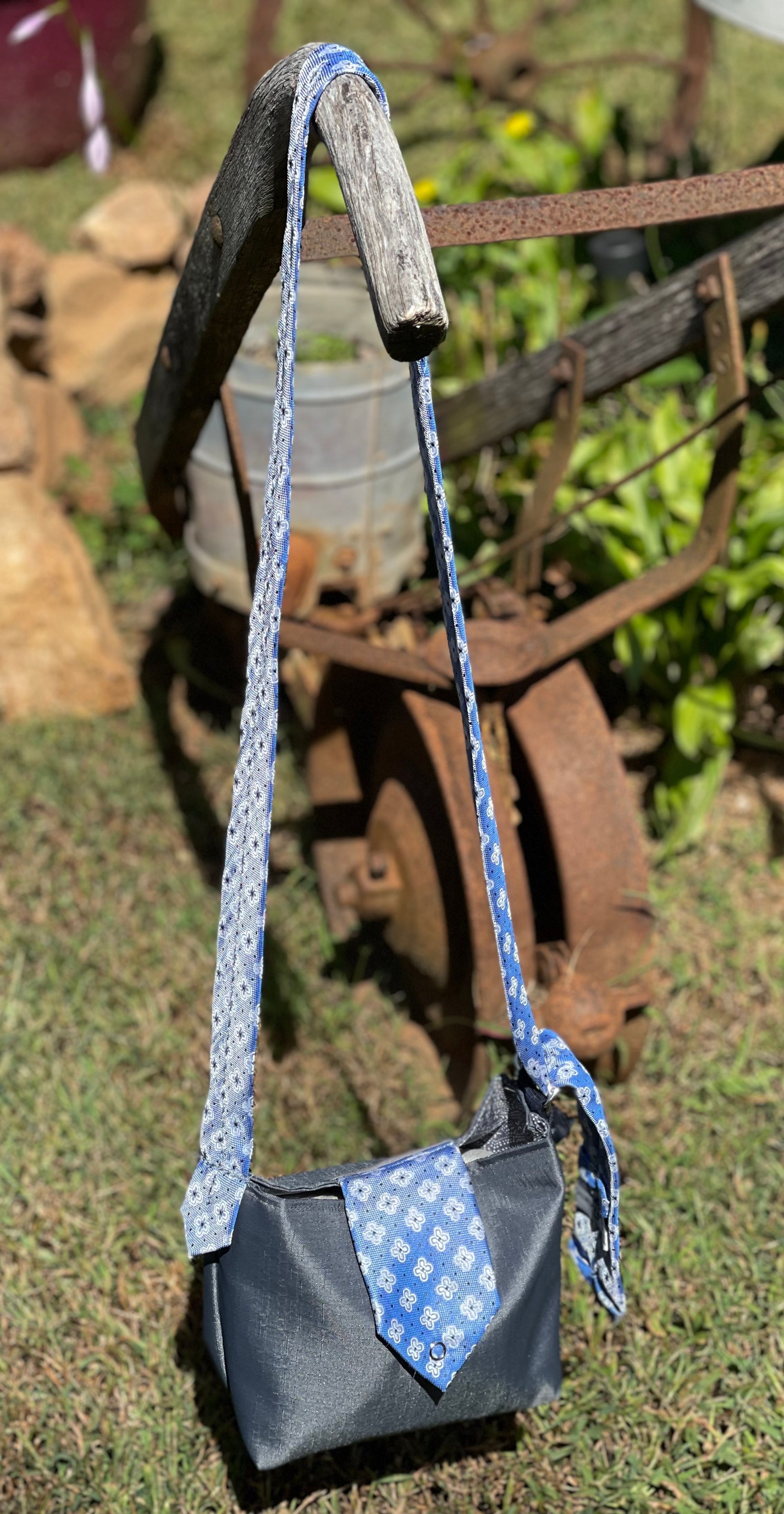 Small Upcycled Tie Purse