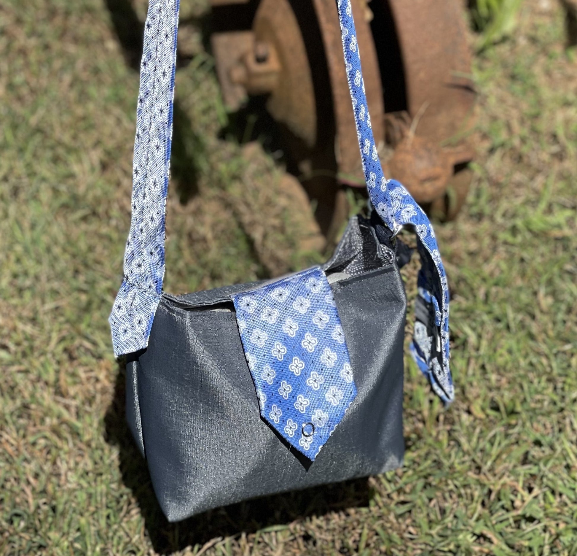 Small Upcycled Tie Purse